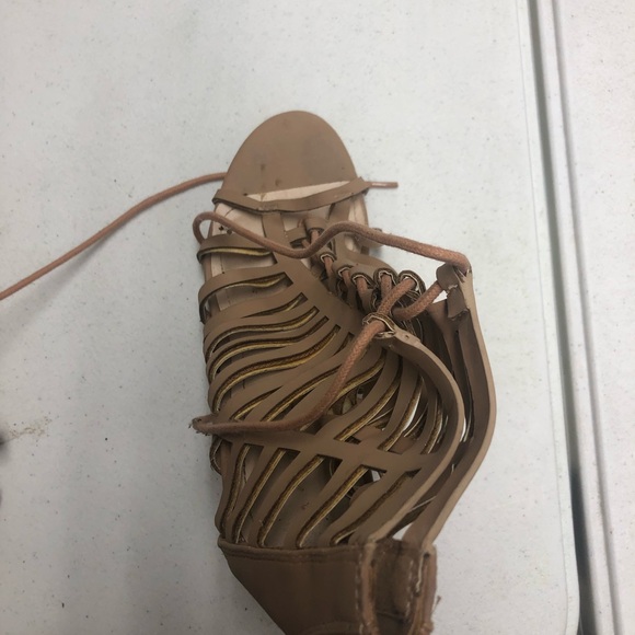 Women’s Size 8.5 Strappy Open Toe High Heel Sandals - Picture 8 of 11